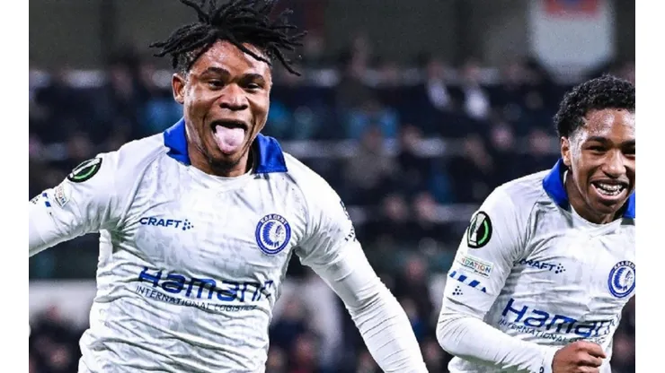 Gift Orban anota uno de los tres goles para el Gent