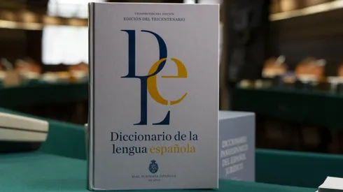 RAE que hace alusión al "español de Chile"