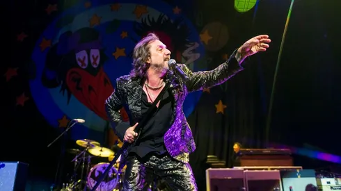 Chris Robinson deleitó con su carisma al público presente en el Caupolicán.