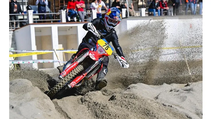 Benjamín Herrera tuvo un duro, pero complicado debut en el torneo italiano de enduro.