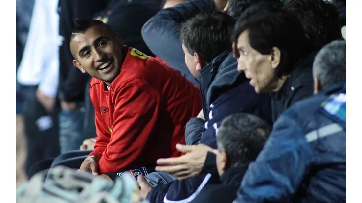 Vidal puede regresar a Colo Colo a fin de año