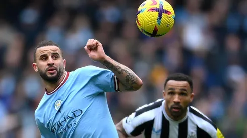 Kyle Walker fue captado por las cámaras de seguridad de un bar