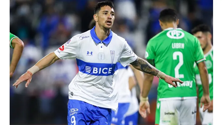 Fernando Zampedri, como casi siempre, se muestra como un atacante temible: le lleva dos a Audax Italiano y ya suma 88 goles en la UC.