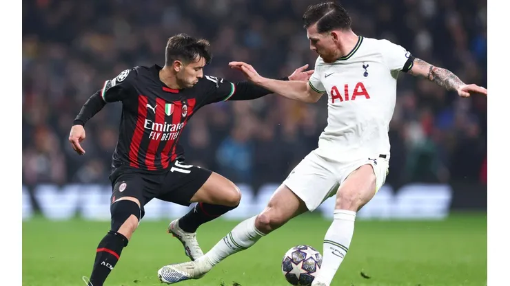 El Milan quiere seguir con vida en al Champions League.
