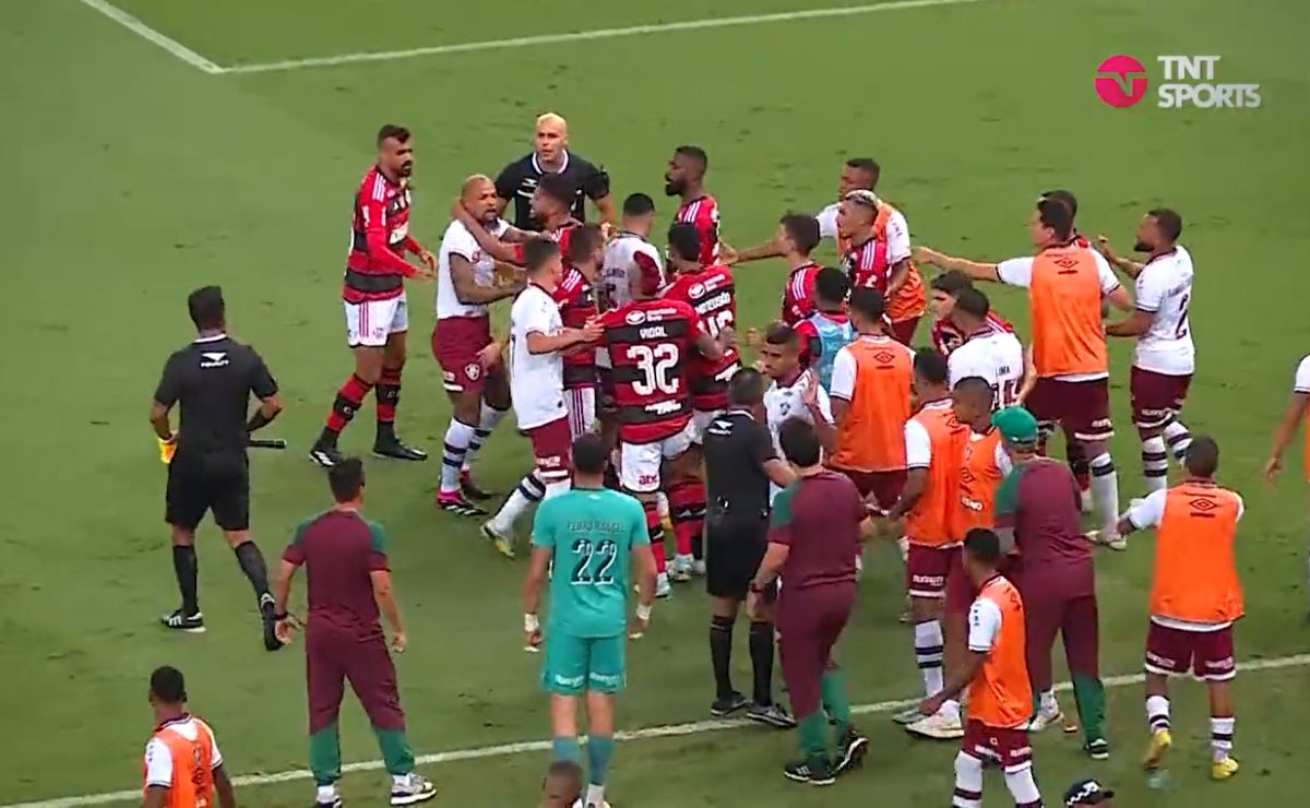 Arturo Vidal y Felipe Melo al límite: caliente derrota de Flamengo ante ...