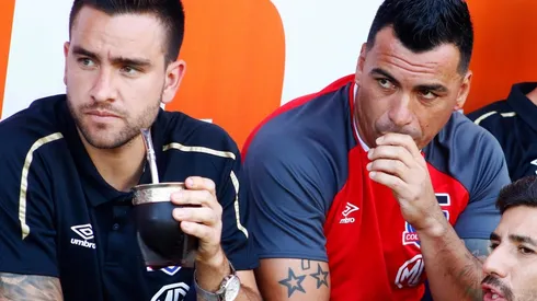 Esteban Paredes le tocó la oreja a Matías Zaldivia previo al Superclásico