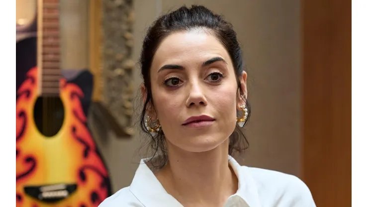 Revelan qué paso con la actriz turca Cansu Dere