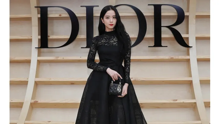 ¡Jisoo de BlackPink prepara su debut en solitario!