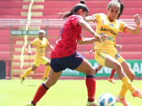 Javiera Roa se luce con su primer gol en la Liga de Guatemala