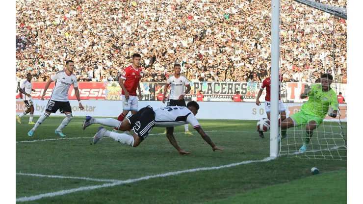 Darío Lezcano anotó un gol ante Magallanes y ya suma tres con Colo Colo en el Campeonato Nacional 2023.