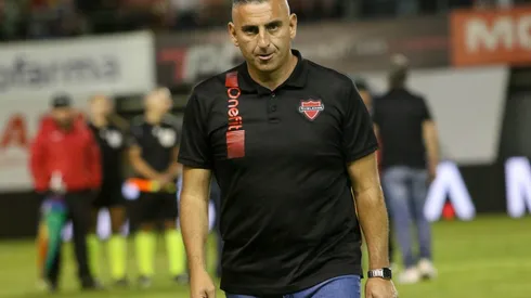 Jaime García hizo una crítica a la forma que tienen los árbitros de dirigir en Chile.