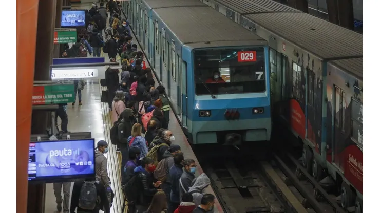 Revisa qué pasará con el transporte este Súper Lunes