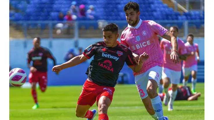¿A qué hora juegan Ñublense vs Universidad Católica por el Campeonato Nacional?