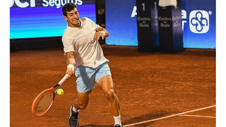 Cristian Garin se enfrentará a Báez en octavos de final