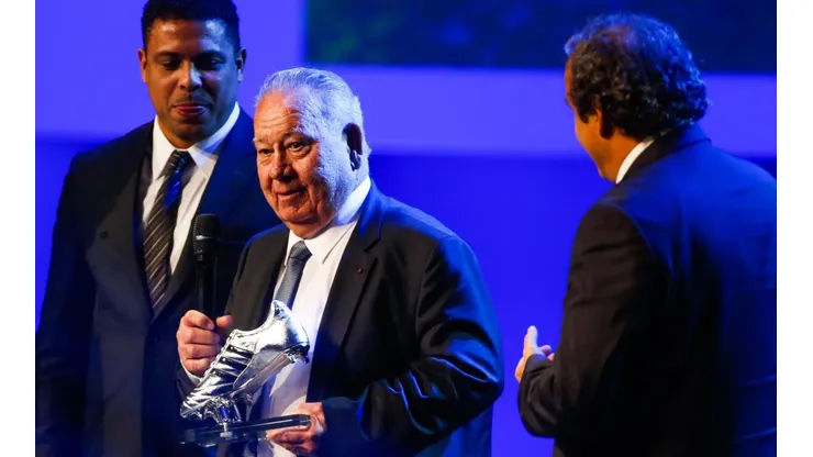 Just Fontaine recibe un homenaje junto a Ronaldo