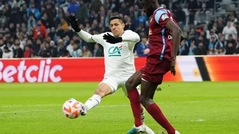 Alexis Sánchez no pudo meter al Marsella en semis