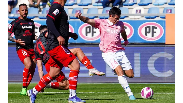 Universidad Católica está en lo más alto del Campeonato Nacional con 13 puntos.