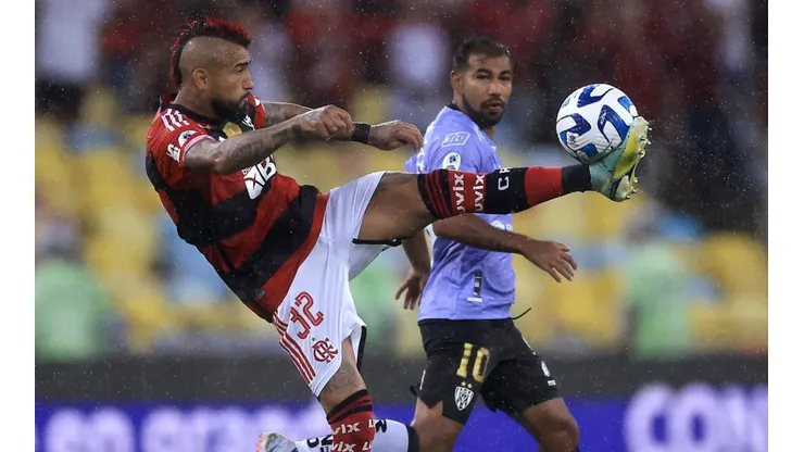 Vidal y Flamengo no pueden: Independiente del Valle y Mati Fernández campeones de Recopa Sudamericana.
