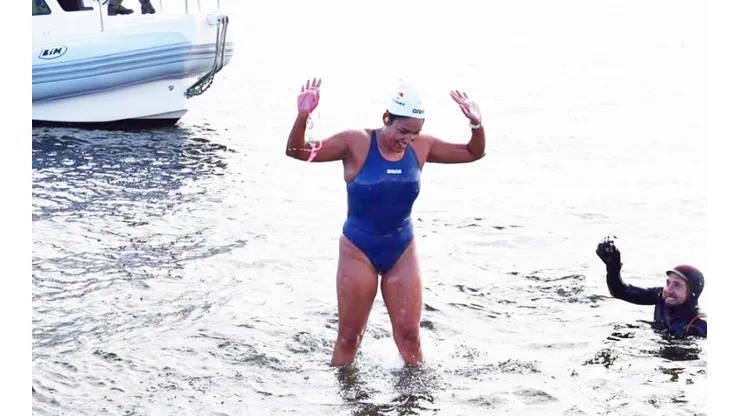 La Sirena de Hielo cruzará el Estrecho de Cook en algunas horas