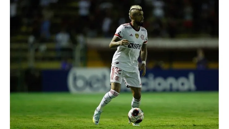 Arturo Vidal apunta a ser titular en la revancha de la Recopa Sudamericana: Flamengo debe remontar un 1-0 frente a Independiente del Valle.