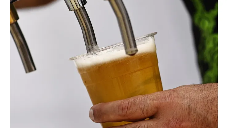 ¿Por qué recomiendan no beber más de dos copas a la semana?