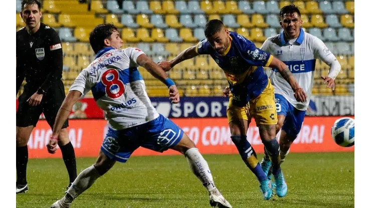 La UC debuta de visita con Everton