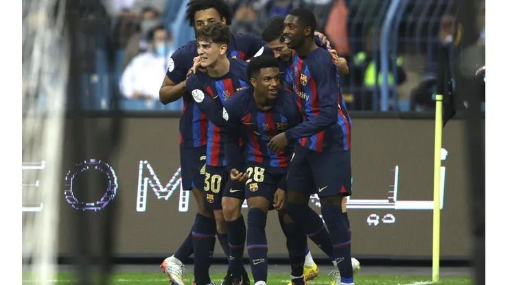 Barcelona viene de coronarse supercampeón de España.
