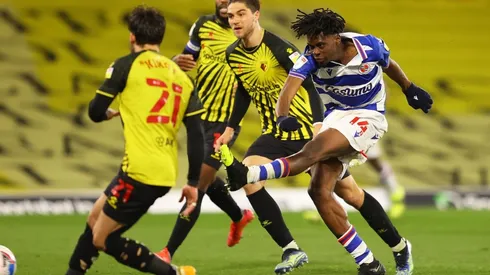 Sierralta mira uno de los goles que recibió el Watford