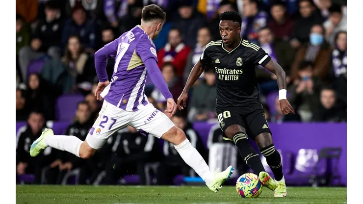 Vini recibió insultos racistas de los hinchas del Valladolid