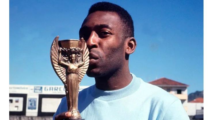 El palmarés y los increíbles números de Pelé a lo largo de su carrera