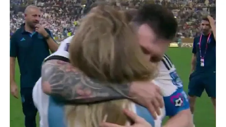 Lionel Messi y un abrazo conmovedor
