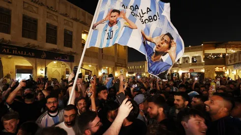 Los hinchas argentinos esperan por la gran final del Mundial de Qatar 2022.