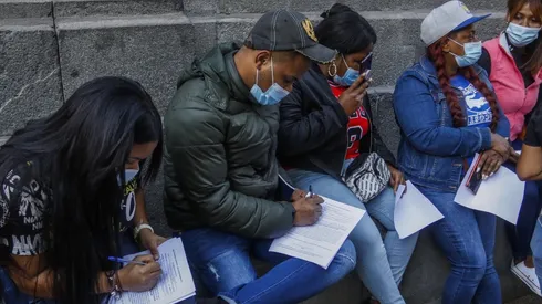 ¿Cómo los extranjeros pueden convalidar su título profesional en Chile?