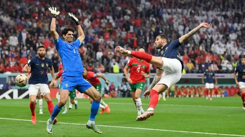 Theo es un inesperado héroe en el triunfo parcial de Francia.