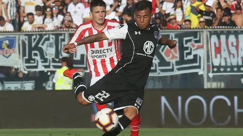 José Aguilera jugando por Colo Colo