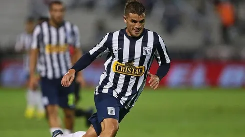 Gabriel Costa jugando en Alianza Lima