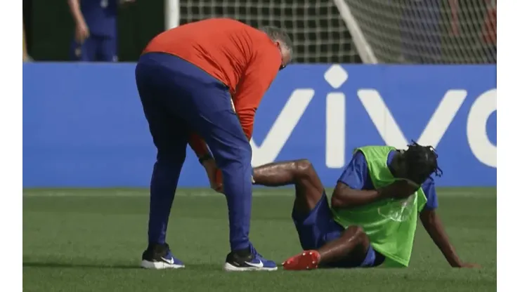 Frimpong salió complicado de la práctica neerlandesa