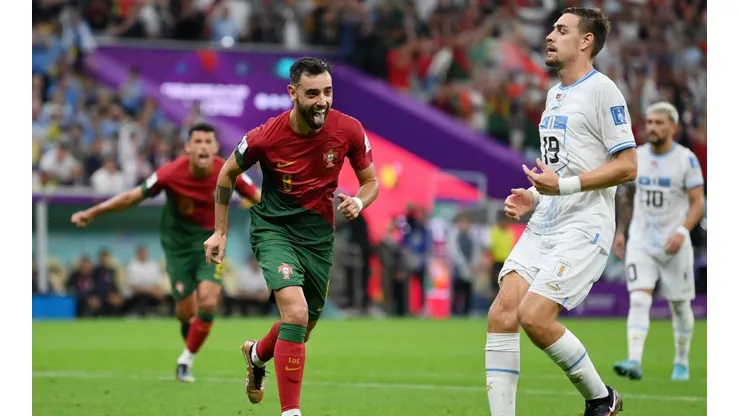 Bruno Fernandes celebra el gol de Portugal