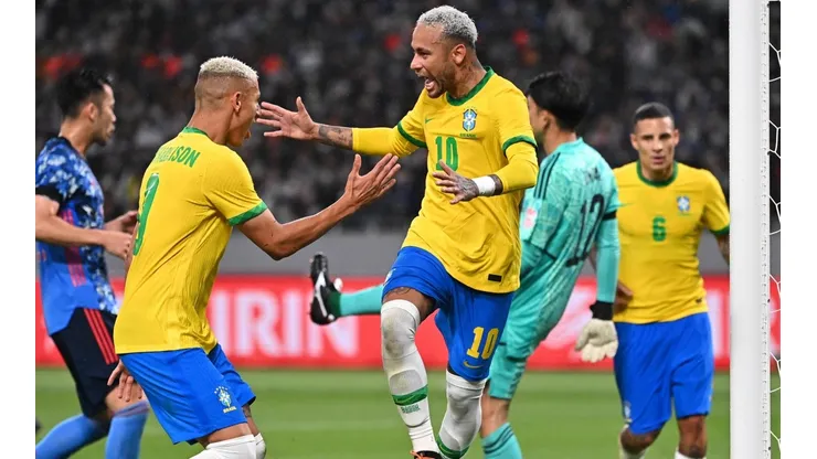 Brasil se prepara para el debut