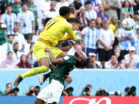 Defensor saudita sufre fractura de mandíbula por choque con arquero