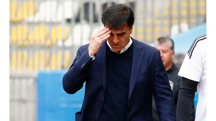 Quinteros no lo pasa bien por la falta de refuerzos importantes