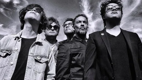 Los Bunkers con formación completa.