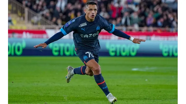 Alexis Sánchez anotó una joya de tiro libre y el Marsella gana en la agonía