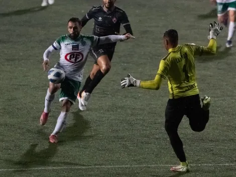 Puerto Montt pone un pie en la final goleando a Copiapó