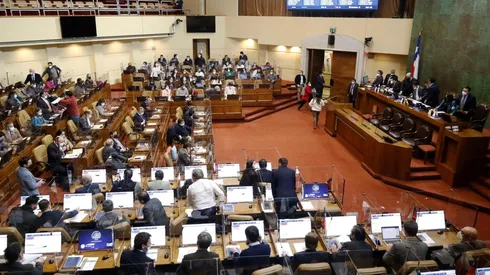 Diputados despachan la nueva iniciativa de ley.