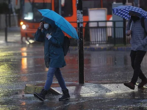 ¿Se viene la lluvia este martes en Santiago?