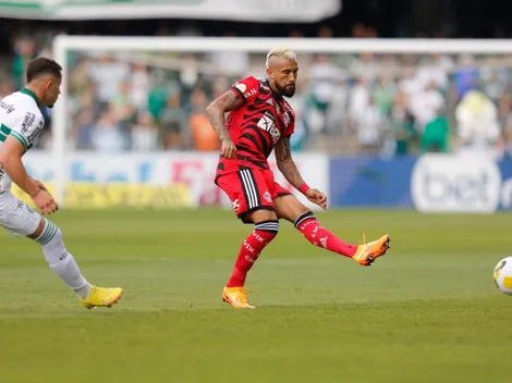 Coritiba zafa del descenso con polémica ante el Fla de Vidal y Pulgar