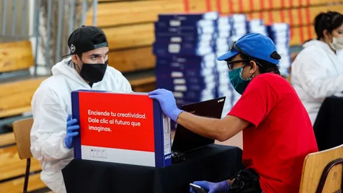 Becas TIC incluyen la entrega de un notebook gratis.