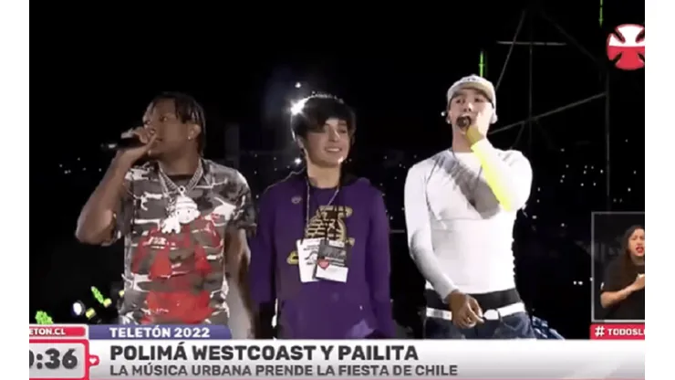 Los artistas estuvieron en el escenario con Joseph Rivas.