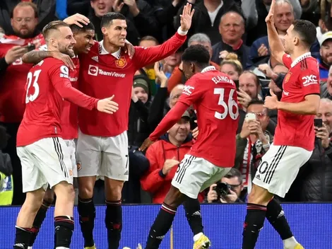 Horario: El United busca seguir su escalada en su visita al Aston Villa